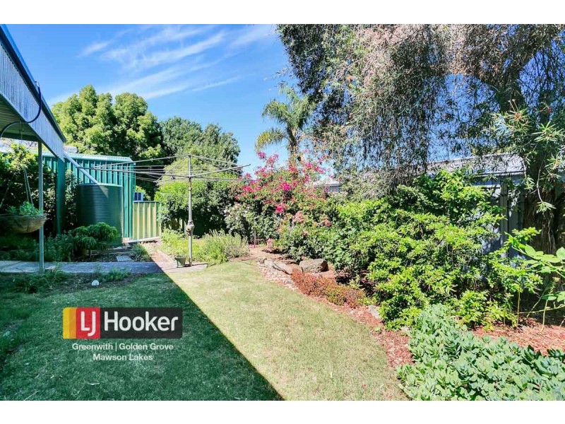 8 Littler Drive, Fairview Park SA 5126
