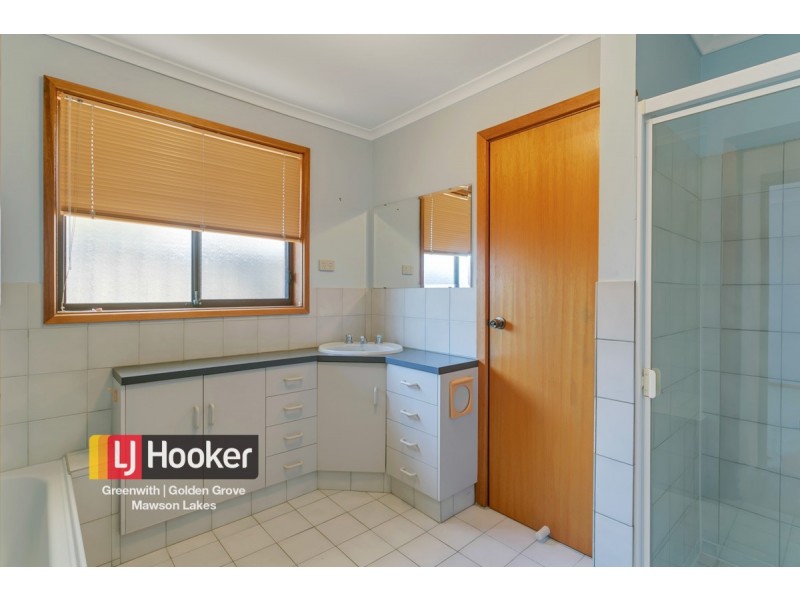 1 Chisholm Court, Golden Grove SA 5125