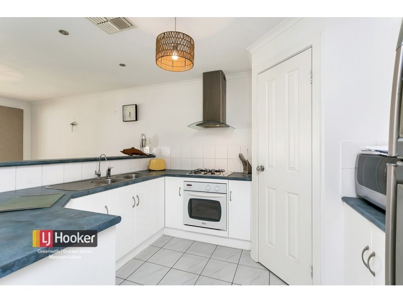 27 Lochleven Avenue, Greenwith SA 5125