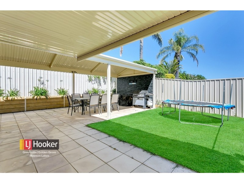 27 Lochleven Avenue, Greenwith SA 5125