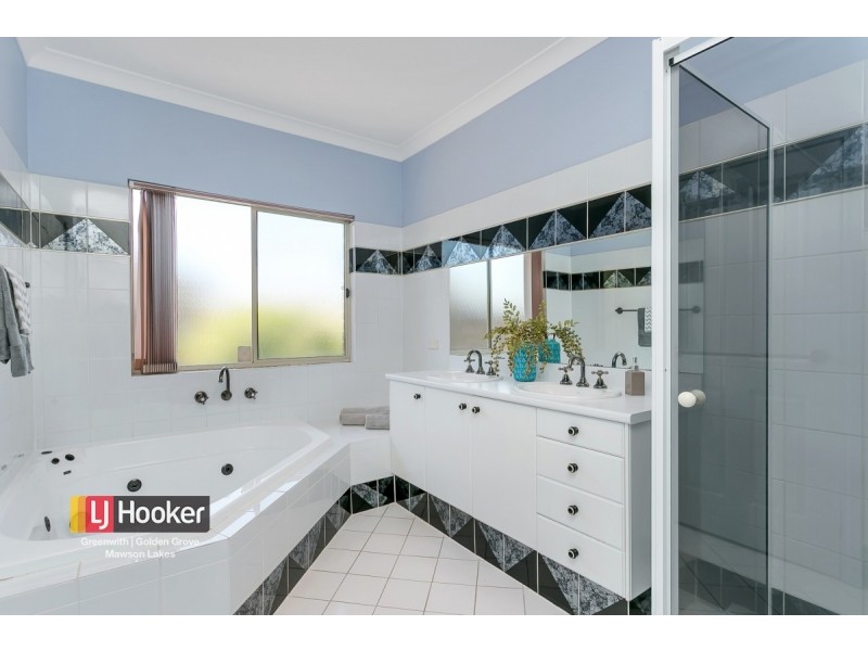 65 Thornton Drive, Greenwith SA 5125