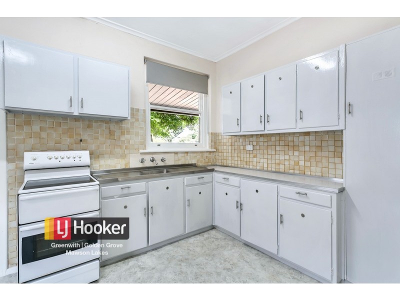 20 Sandleheath Road, Elizabeth Grove SA 5112