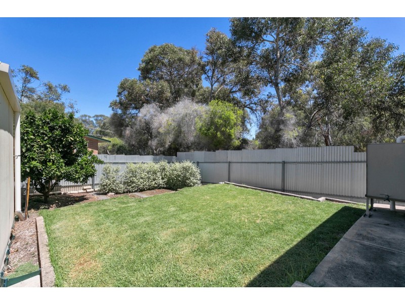6 Canterbury Crescent, Valley View SA 5093