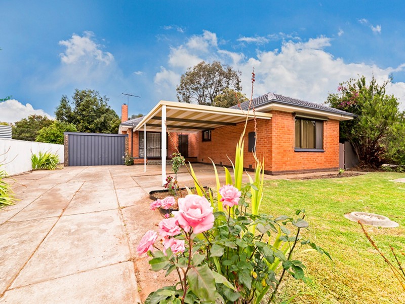 15 Marleycombe Road, Elizabeth Vale SA 5112
