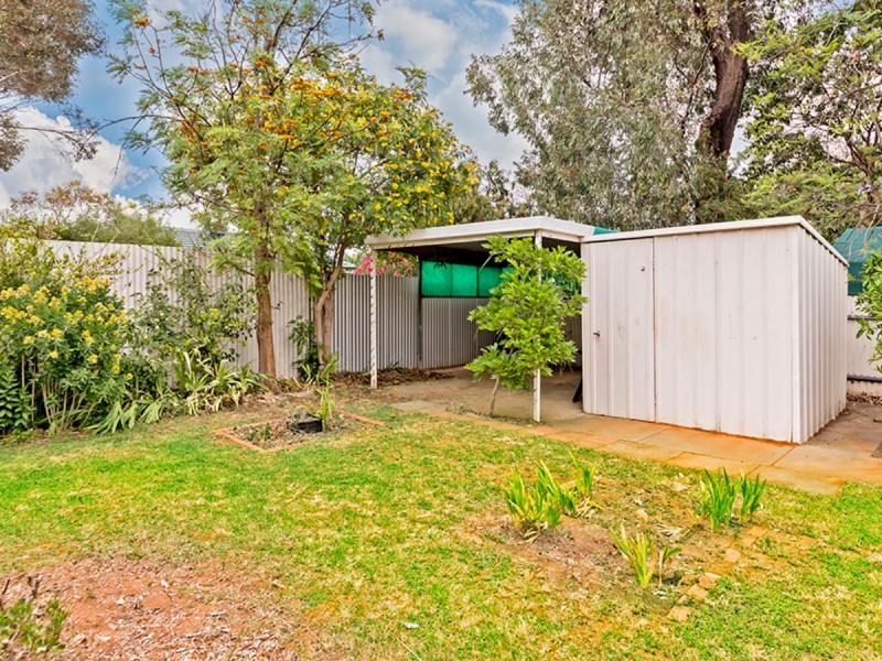 15 Marleycombe Road, Elizabeth Vale SA 5112