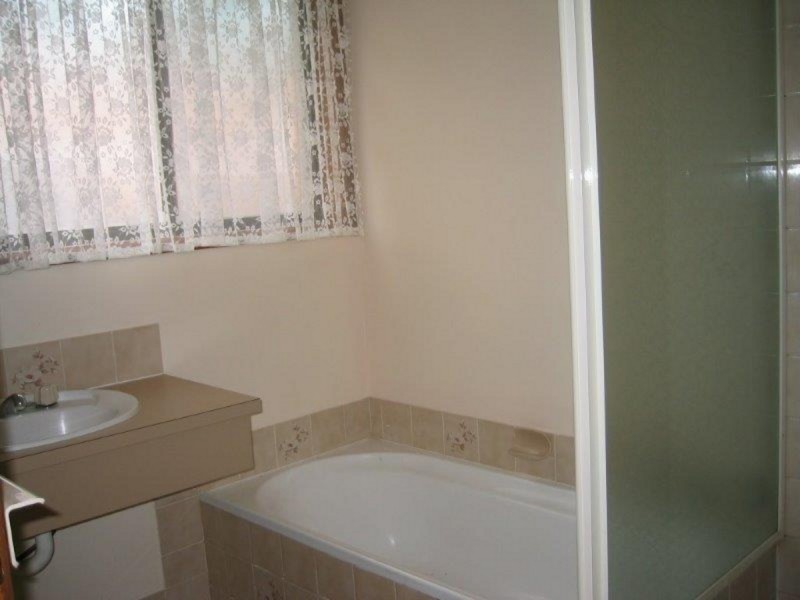 25 Leicester Grove, Andrews Farm SA 5114