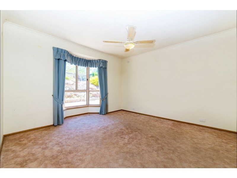 30 Honeysuckle Drive, Hillbank SA 5112