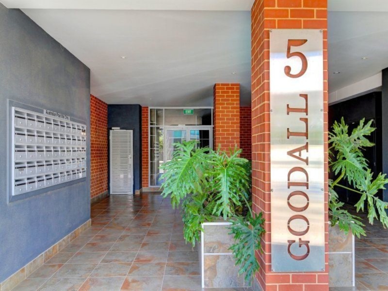 15/5-19 Goodall Parade, Mawson Lakes SA 5095