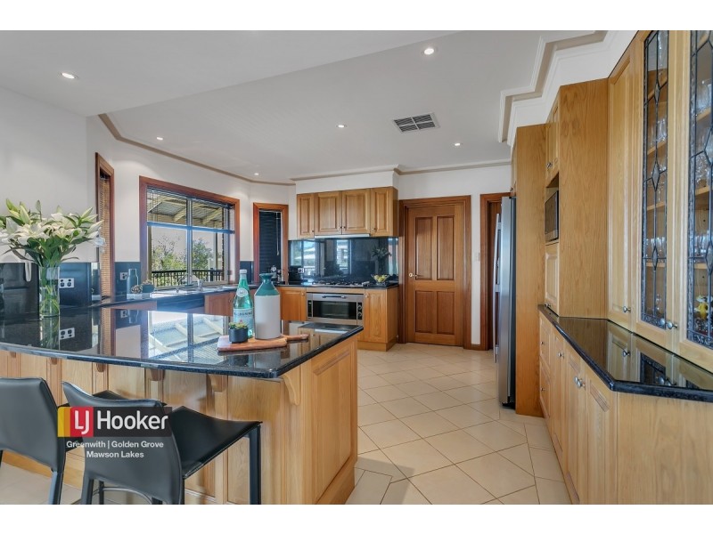 11 Milford Court, Greenwith SA 5125