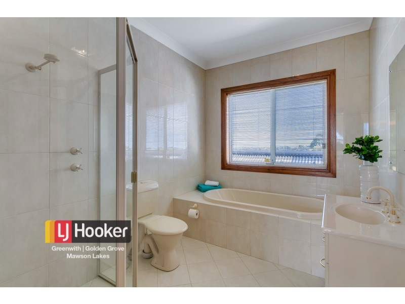 11 Milford Court, Greenwith SA 5125