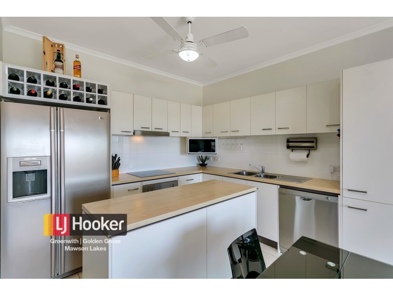 37/10 Light Common, Mawson Lakes SA 5095