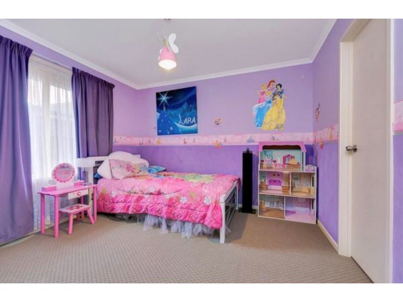 133 President Avenue, Andrews Farm SA 5114