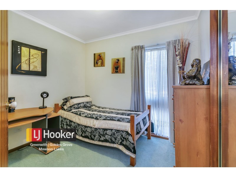 15 Lincoln Drive, Redwood Park SA 5097