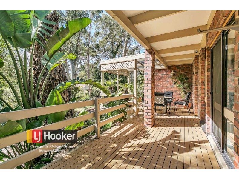 15 Lincoln Drive, Redwood Park SA 5097