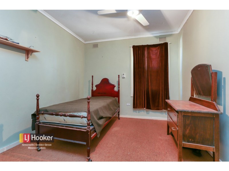 27 Crisp Road, Elizabeth Downs SA 5113