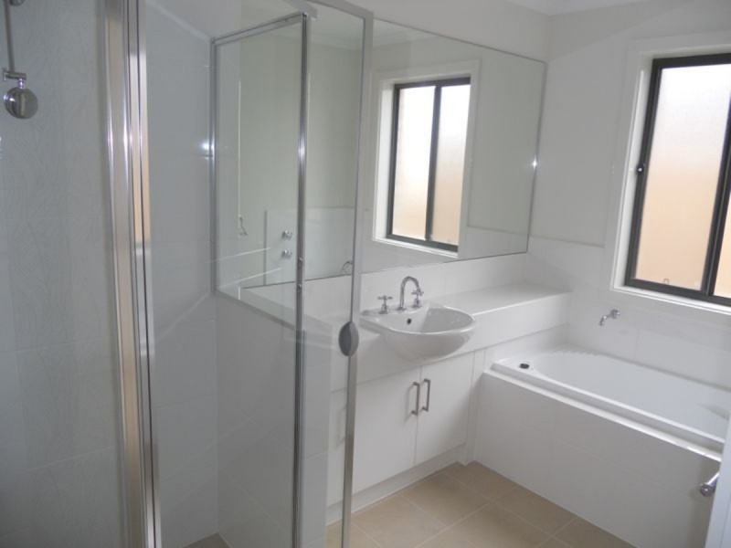 30 Tudor Crescent, Smithfield Plains SA 5114