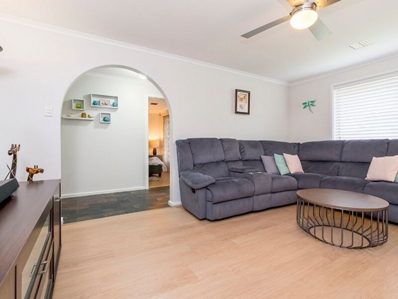 16 Rosebank Crescent, Hillbank SA 5112