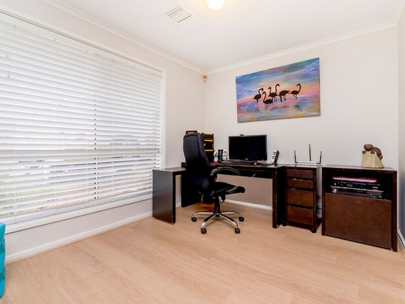 16 Rosebank Crescent, Hillbank SA 5112