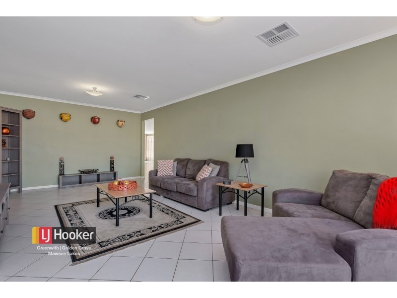 4 Strathmore Avenue, Smithfield SA 5114