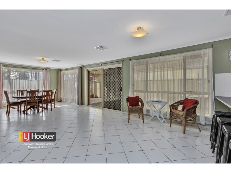 4 Strathmore Avenue, Smithfield SA 5114