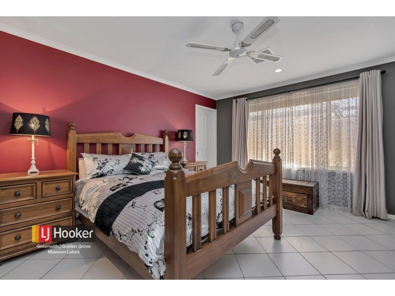 4 Strathmore Avenue, Smithfield SA 5114
