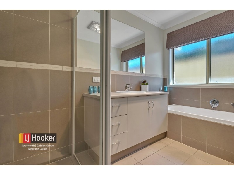 4 Strathmore Avenue, Smithfield SA 5114