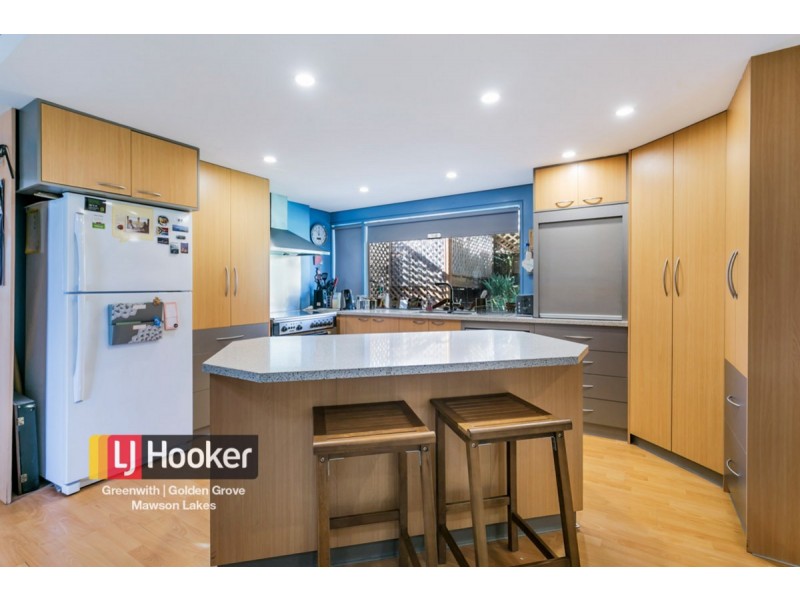 64 Coomurra Drive, Salisbury Heights SA 5109