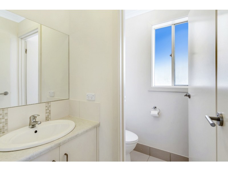 18 Liverpool Place, Elizabeth Park SA 5113