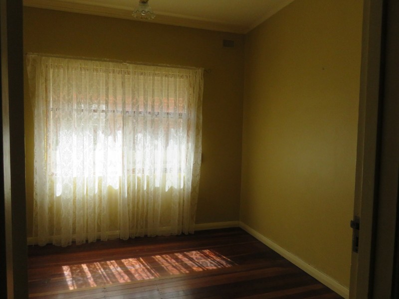 15 Crittenden Road, Findon SA 5023