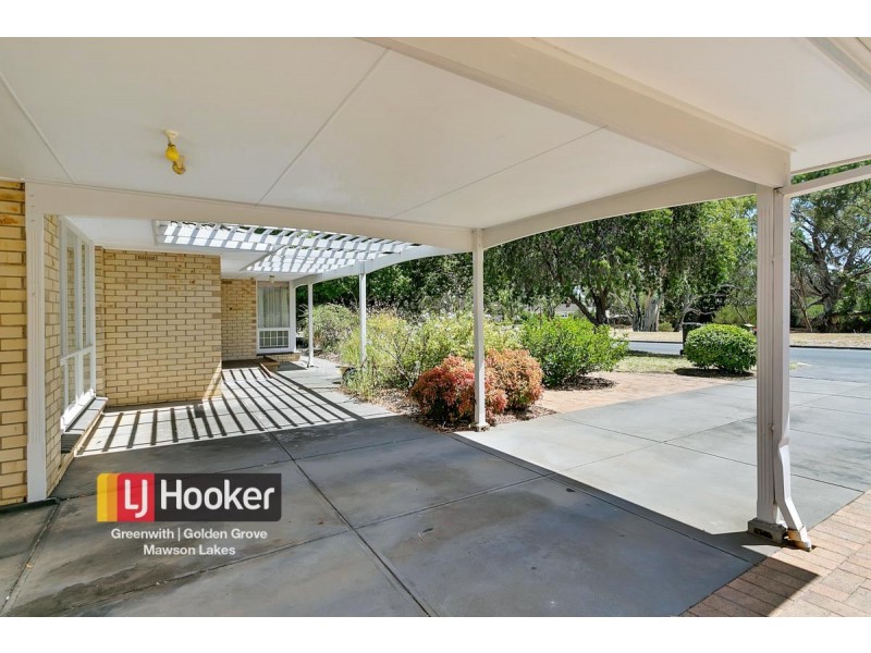 12 Greenway Drive, Surrey Downs SA 5126