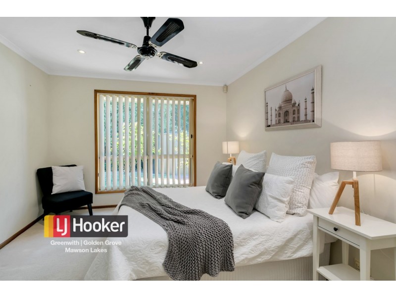 18 Gilchrist Close, Greenwith SA 5125