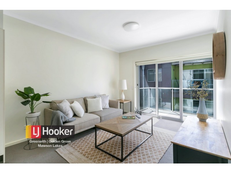 21/10 Light Common, Mawson Lakes SA 5095