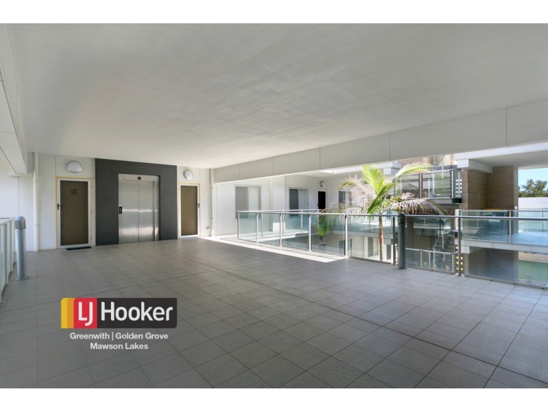 21/10 Light Common, Mawson Lakes SA 5095
