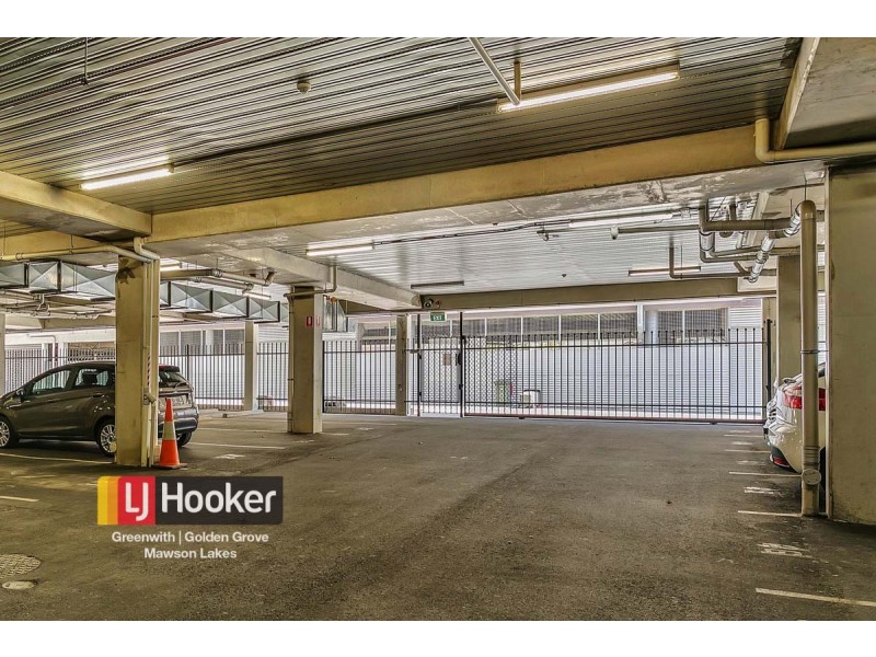 21/10 Light Common, Mawson Lakes SA 5095
