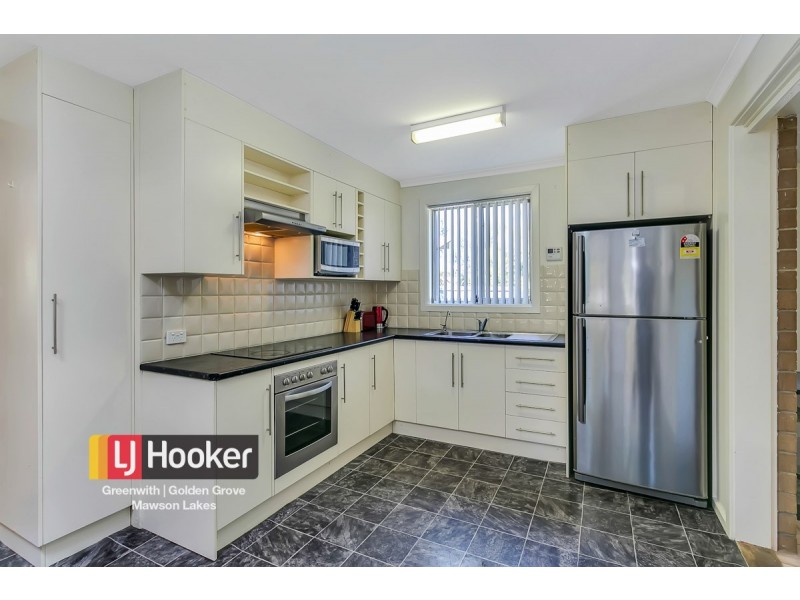 136 McKenzie Road, Elizabeth Downs SA 5113