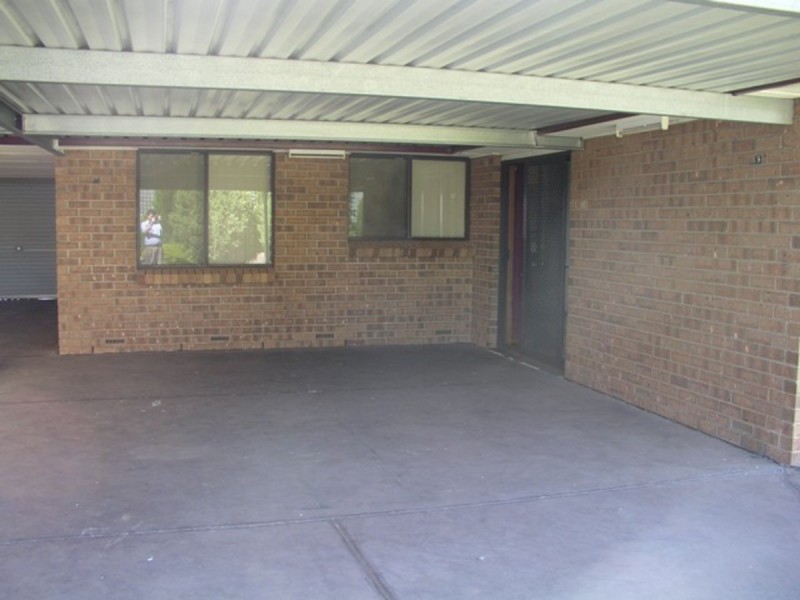 16 Coolen Crescent, Burton SA 5110