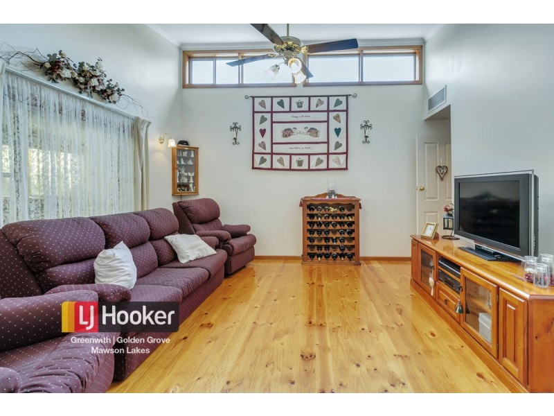 16 Augustus Street, Modbury Heights SA 5092