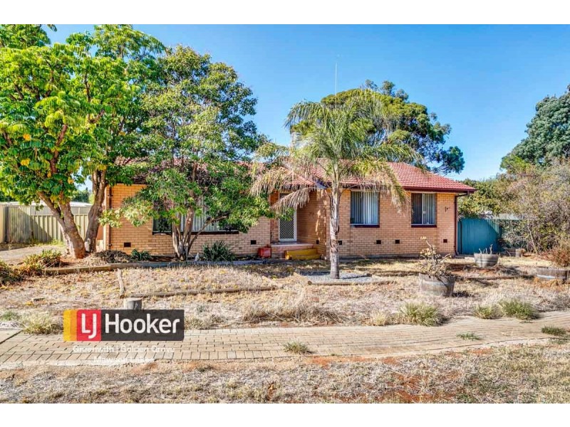 42 McKenzie Road, Elizabeth Downs SA 5113
