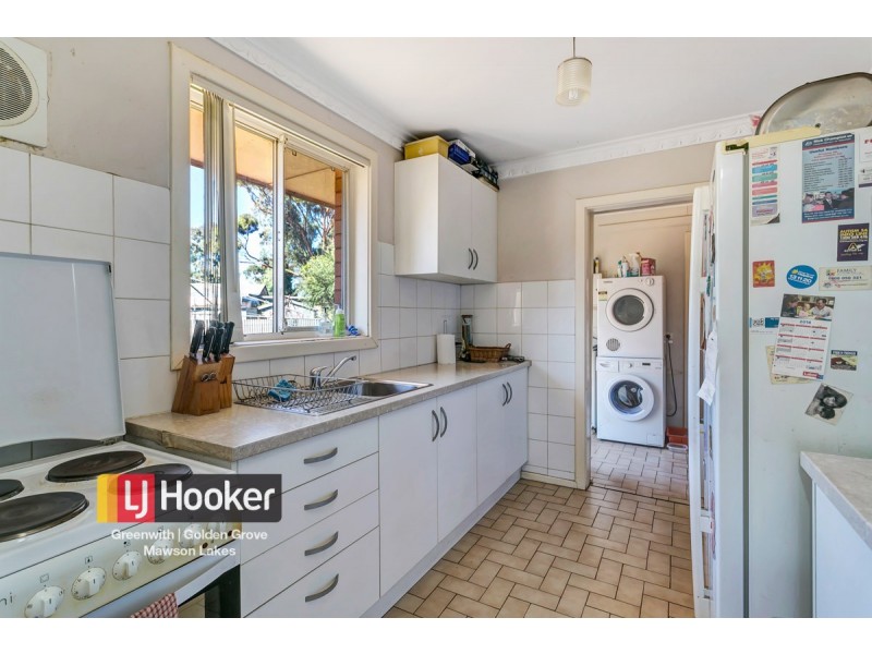 42 McKenzie Road, Elizabeth Downs SA 5113