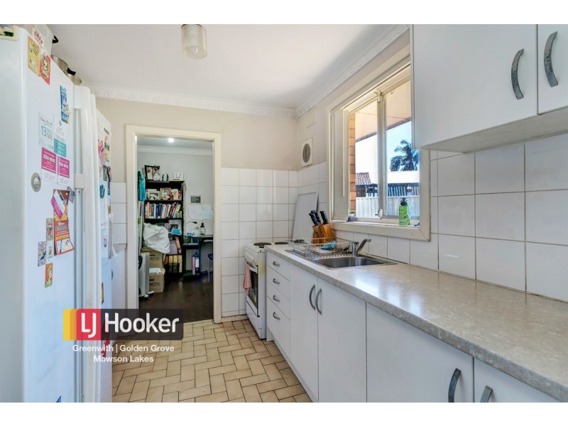 42 McKenzie Road, Elizabeth Downs SA 5113