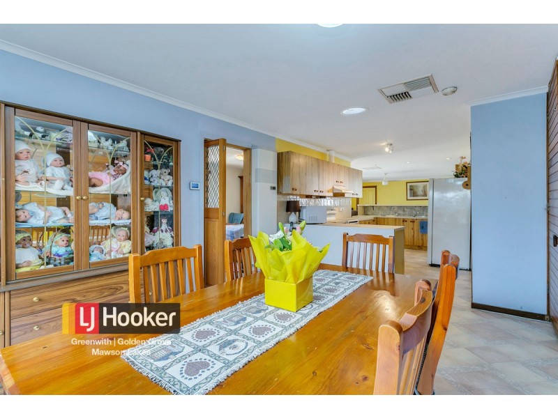 18 Pangari Drive, Fairview Park SA 5126