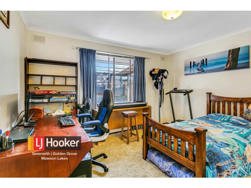 18 Pangari Drive, Fairview Park SA 5126