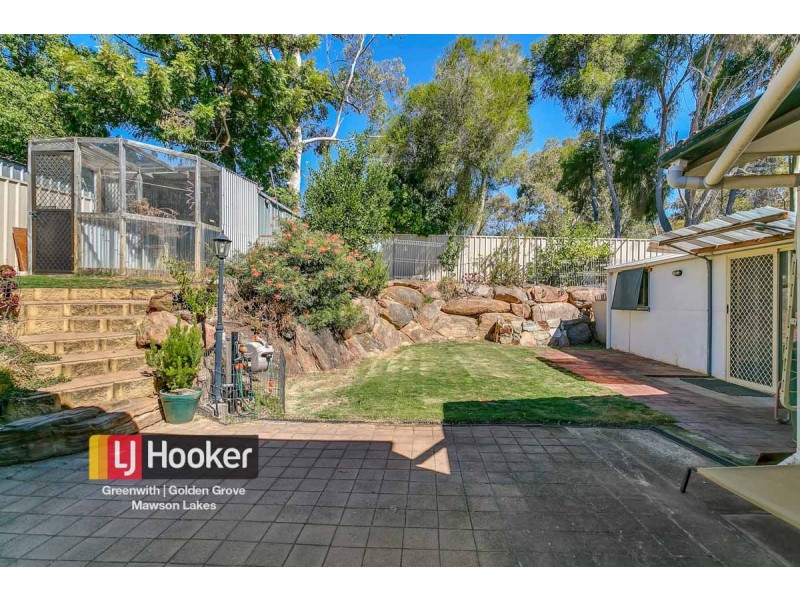 18 Pangari Drive, Fairview Park SA 5126