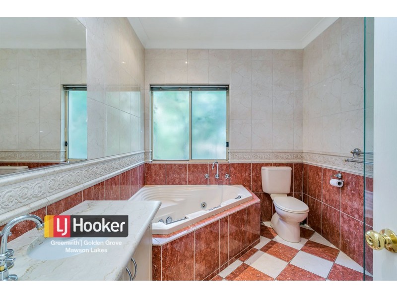 7 Dowton Place, Greenwith SA 5125