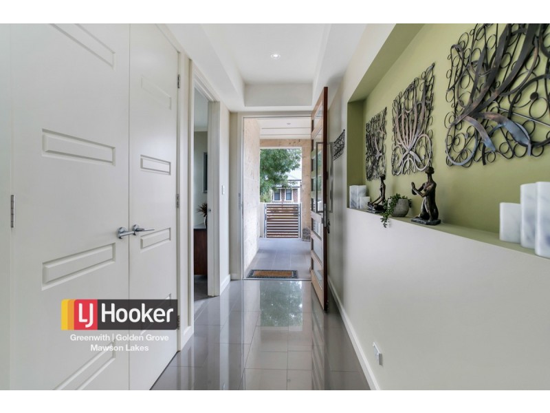 30 Cascades Drive, Mawson Lakes SA 5095