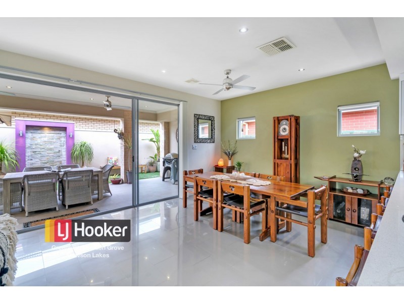 30 Cascades Drive, Mawson Lakes SA 5095