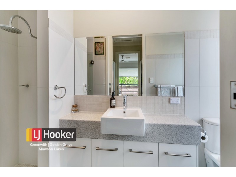 30 Cascades Drive, Mawson Lakes SA 5095