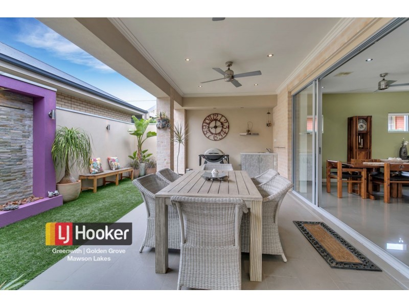 30 Cascades Drive, Mawson Lakes SA 5095