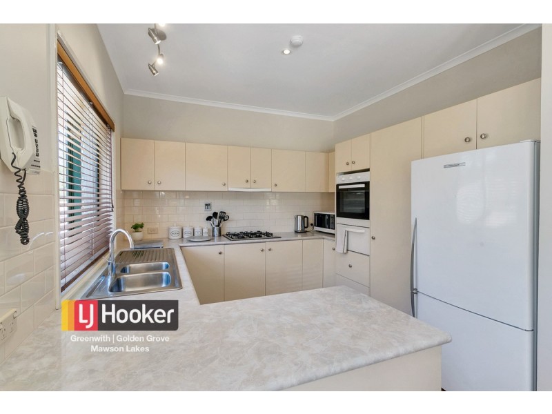 24 Cambridge Terrace, Hillbank SA 5112