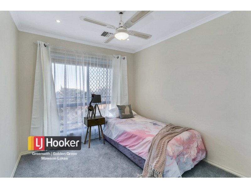 24 Cambridge Terrace, Hillbank SA 5112